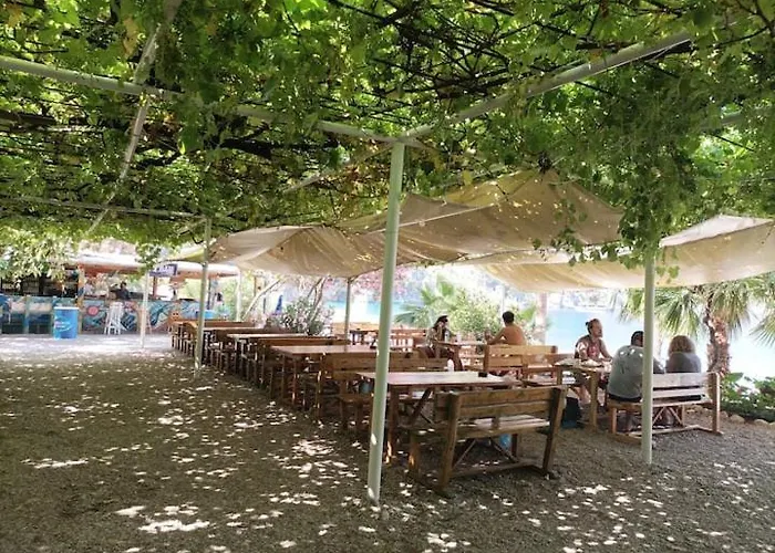 Butterfly Valley Glamping Luxe tent