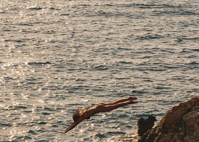 Butterfly Valley Seaside Glamping Tente de luxe