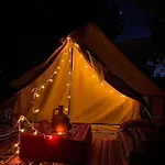 Οργανωμένο κάμπινγκ Butterfly Valley Seaside Glamping