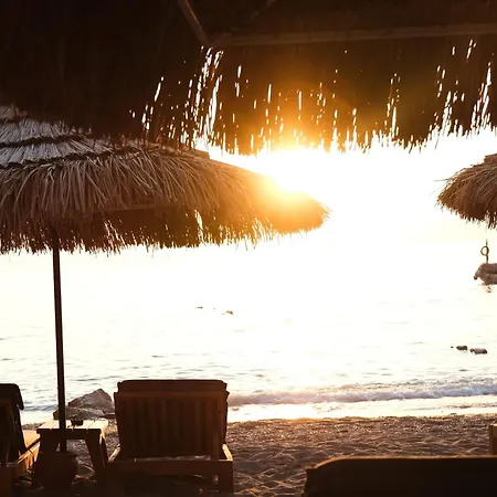 Butterfly Valley Seaside Glamping * フェティエ