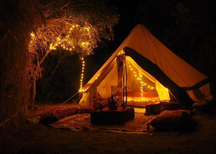 Butterfly Valley Seaside Glamping אוהל מפואר *