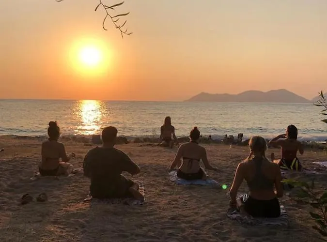 אוהל מפואר Butterfly Valley Seaside Glamping