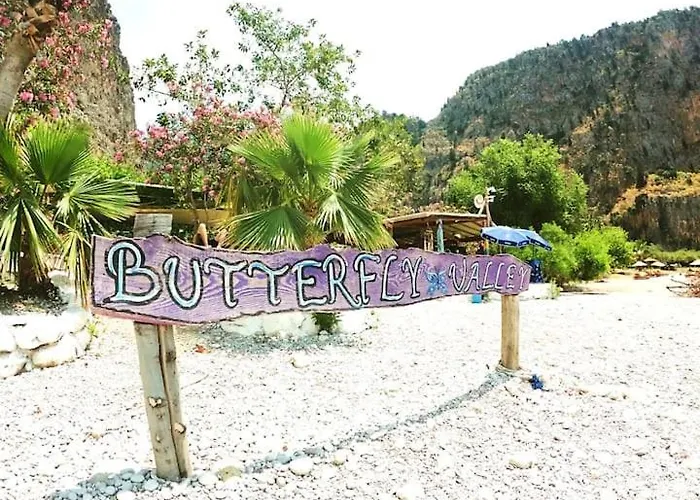 Butterfly Valley Seaside Glamping אוהל מפואר *